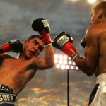 Hasil Tinju Dunia 2025: Crawford Juara Usai Menang vs Canelo
