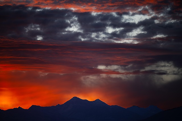 Jawaban Irish Bella Tentang Tudingan Suami Jalani Lavender Marriage – Haibunda