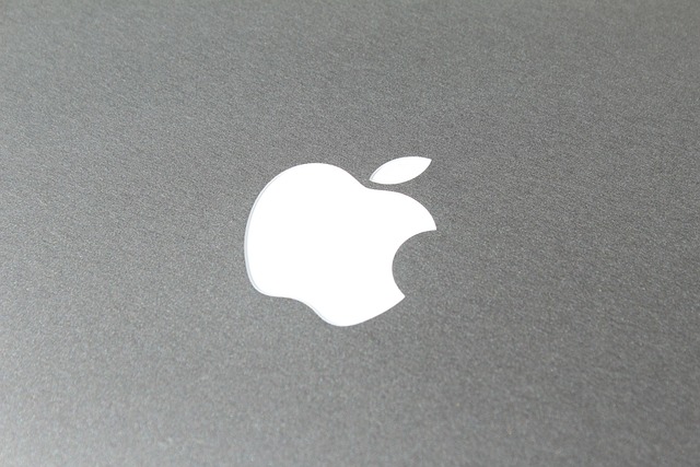 Apple Luncurkan MacBook Pro 14 Inci Berbekal Chip M5 – Antaranews Jatim
